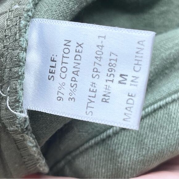 Altar’d State Green Cargo Pants Jeans Straight Mid Wide Leg Women’s size M - Picture 7 of 8